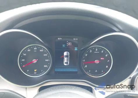 2019 Mercedes-Benz C 300 4Matic z USA, uszkodzony, nr VIN 55SWF8EB2KU304144